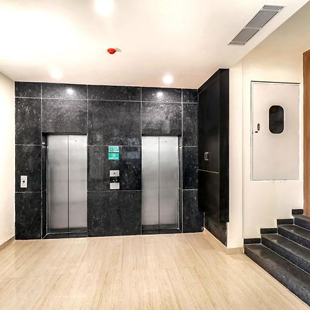 Starlit Suites Newtown Calcutta Exteriör bild