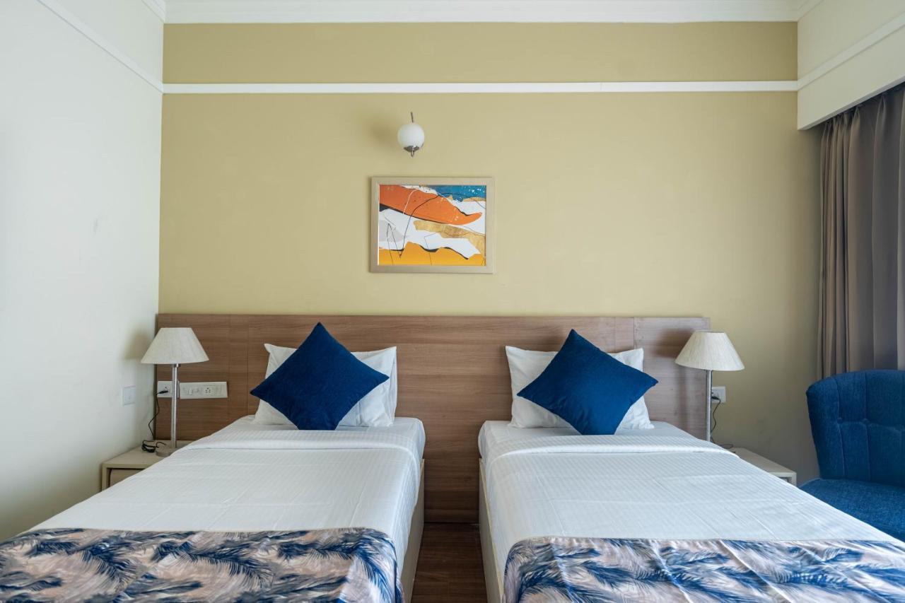 Starlit Suites Newtown Calcutta Exteriör bild