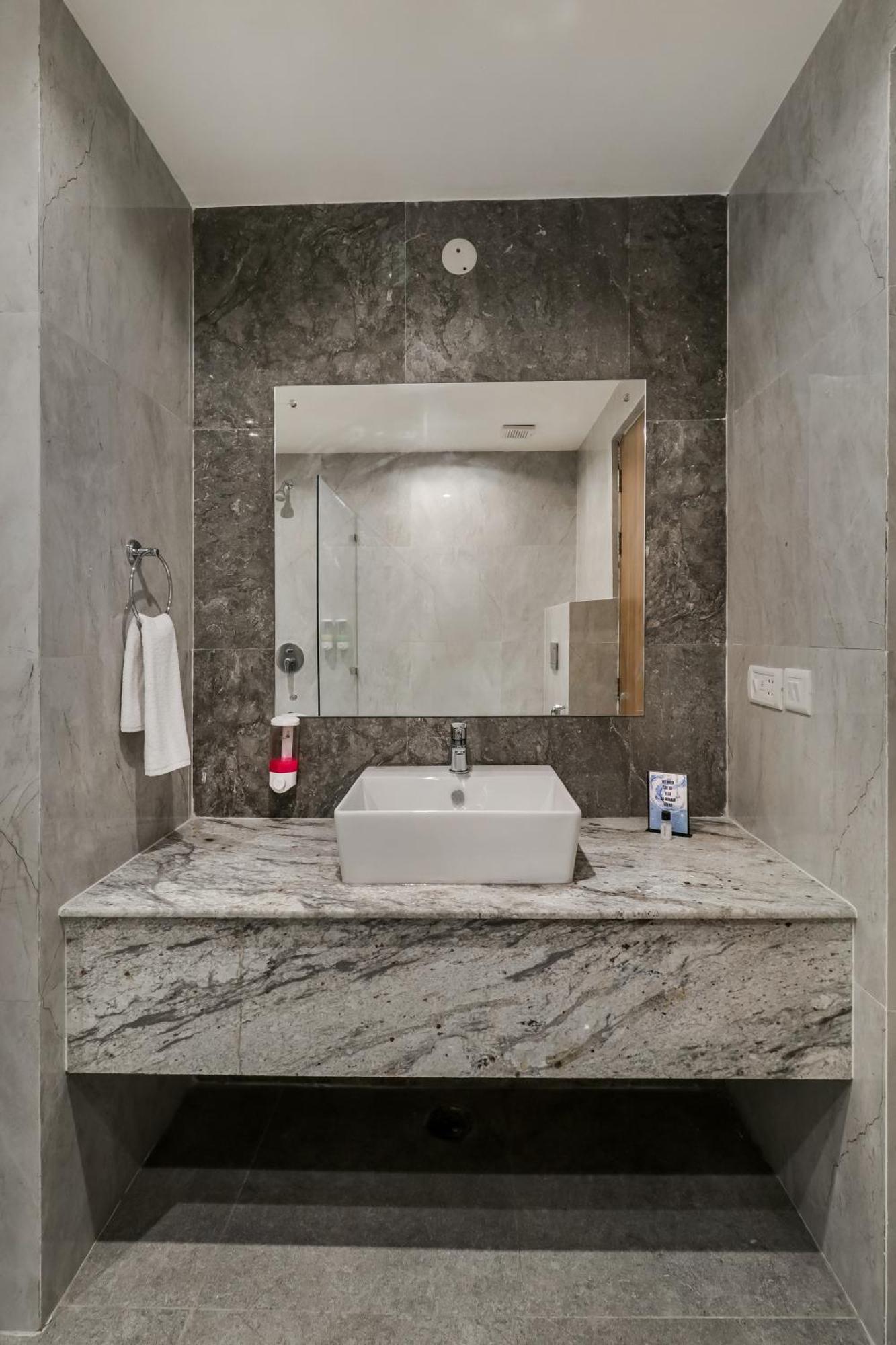 Starlit Suites Newtown Calcutta Exteriör bild