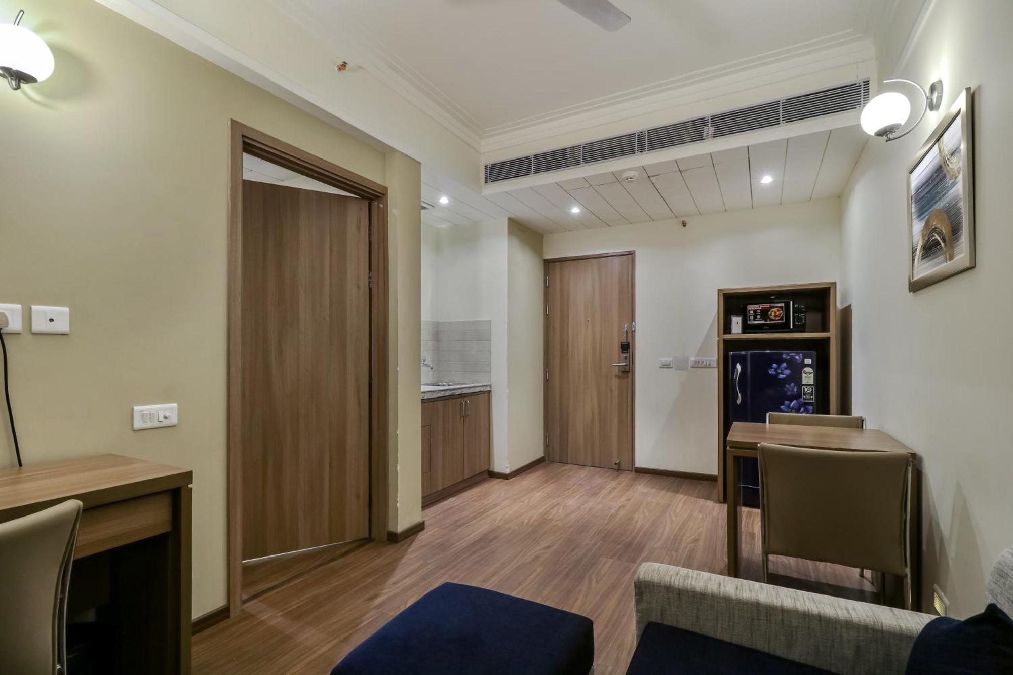 Starlit Suites Newtown Calcutta Exteriör bild
